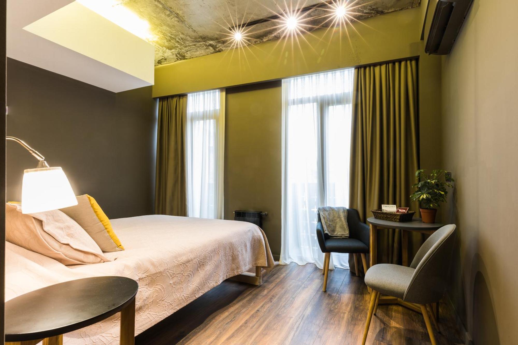 Moma, Contemporary Design At Old Tbilisi. Perfect Location Apartment Ngoại thất bức ảnh