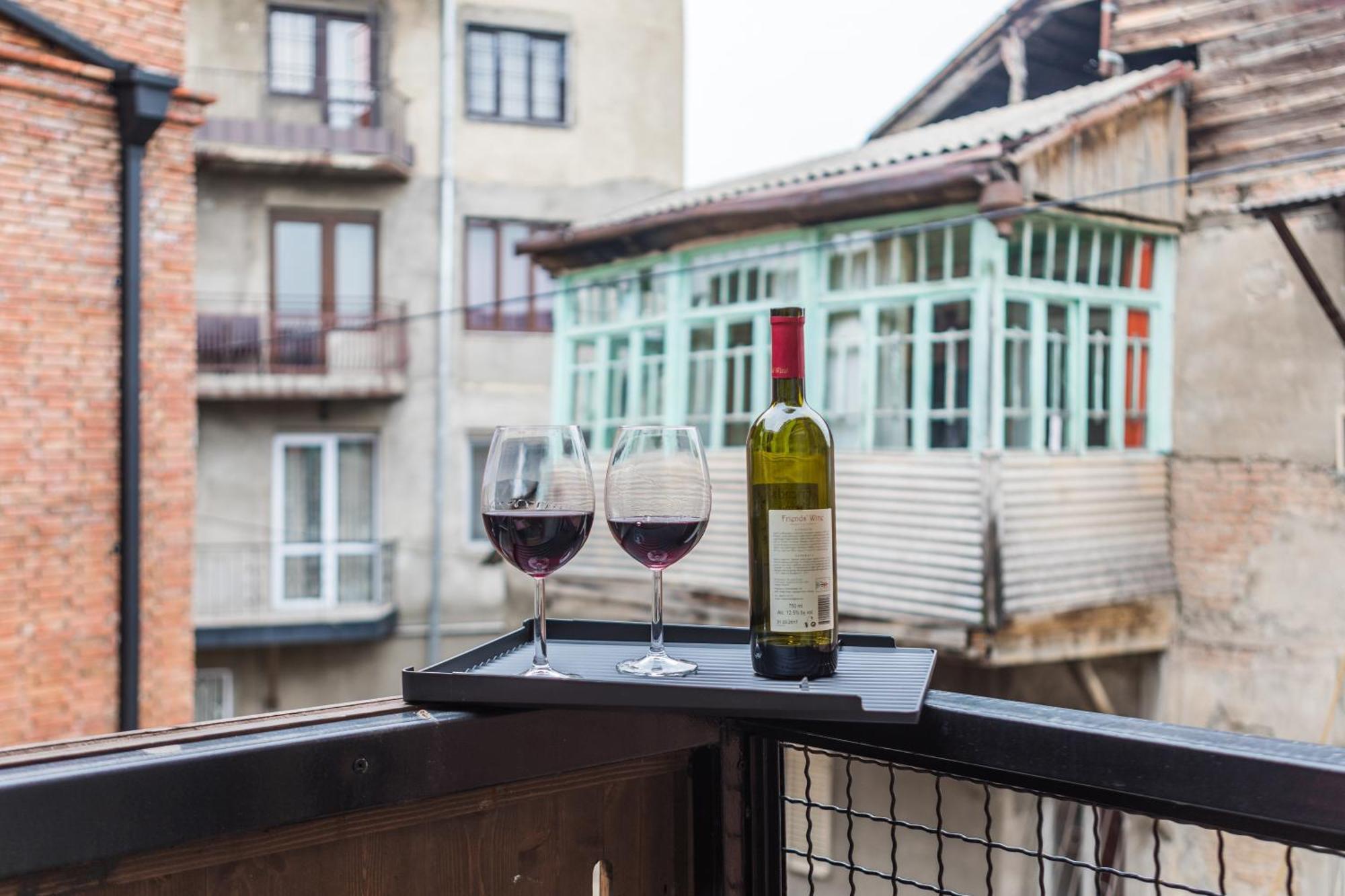 Moma, Contemporary Design At Old Tbilisi. Perfect Location Apartment Ngoại thất bức ảnh